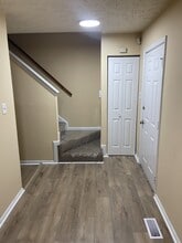 2431 E Rosecroft Village Cir in Oxon Hill, MD - Building Photo - Building Photo
