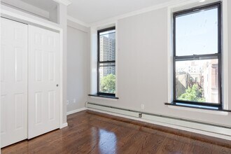 345 E 5th St in New York, NY - Building Photo - Building Photo