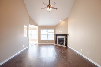 3783 Suiter Rd in Clarksville, TN - Building Photo - Building Photo