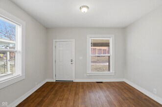 512 N Beville Ave in Indianapolis, IN - Building Photo - Building Photo