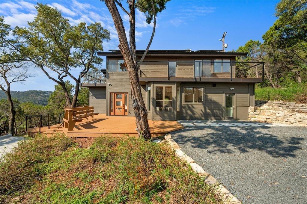 1112 Wild Basin Ledge in West Lake Hills, TX - Building Photo