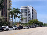 700 Biltmore Way - 30