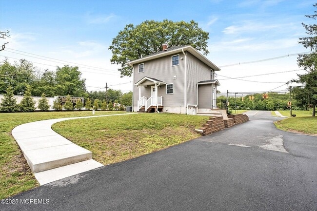 1253 Yardville Allentown Rd in Allentown, NJ - Building Photo - Building Photo