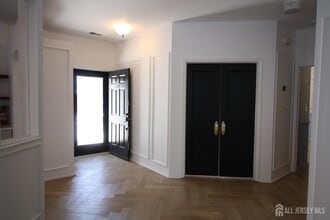 3011 Cypress Ct in Monmouth Junction, NJ - Building Photo - Building Photo