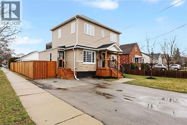 274 Margaret Ave in Hamilton, ON - Building Photo - Building Photo