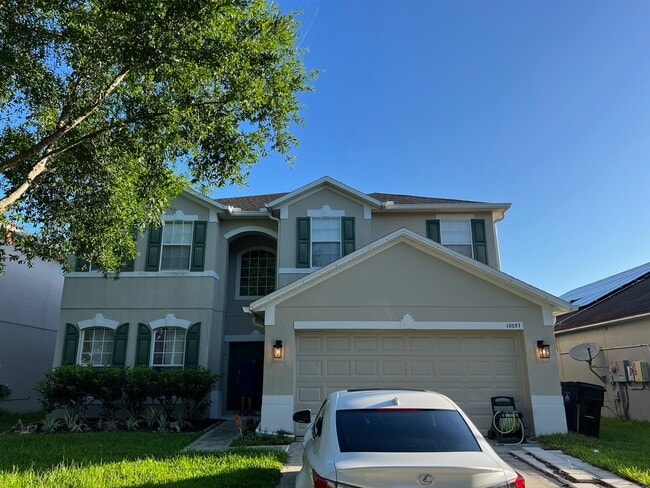 property at 10057 Savannah Bluff Ln