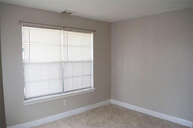 4616 Nichols St in Houston, TX - Building Photo - Building Photo