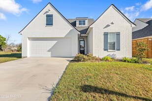 400 Croft Row in Lafayette, LA - Building Photo
