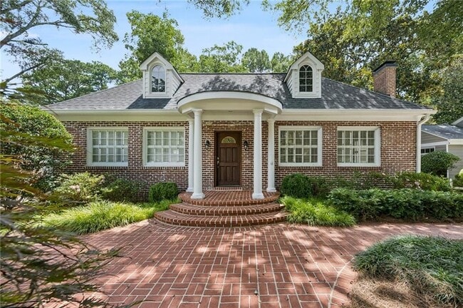 property at 1925 Colland Dr NW