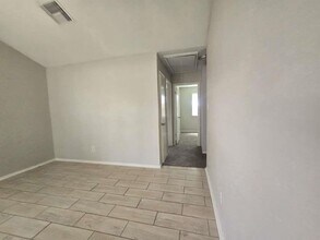 5400 Linda Ln in Baytown, TX - Building Photo - Building Photo