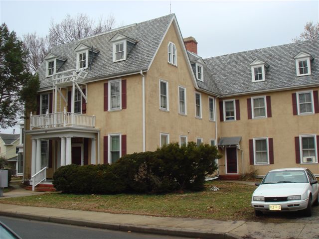 313 North St in Easton, MD - Foto de edificio