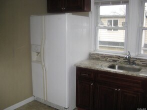 61 S 1st St-Unit -2 in Bethpage, NY - Building Photo - Building Photo