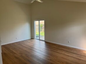 4757 China Rose Dr in Fort Worth, TX - Building Photo - Building Photo