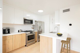 1441 S Bedford St in Los Angeles, CA - Building Photo - Building Photo