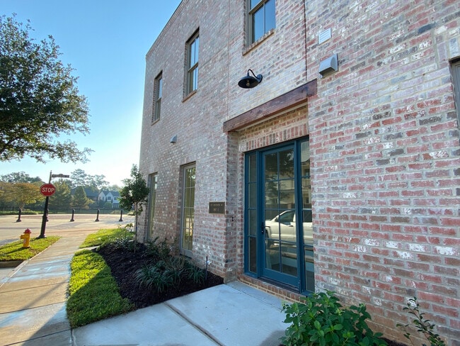 1028 Bridgewater Ave in Shreveport, LA - Building Photo - Building Photo