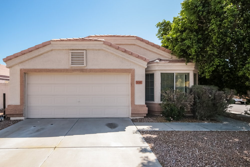 9049 E Fairfield St in Mesa, AZ - Building Photo