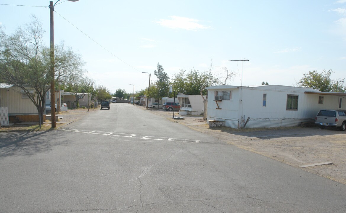 4621 N Fairview Ave in Tucson, AZ - Building Photo