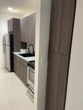 18 NW 45th St in Miami, FL - Building Photo - Building Photo