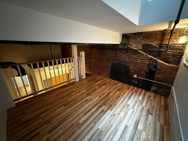 property at 256 Friend St