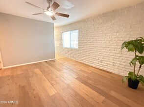 1122 S McClintock Dr in Tempe, AZ - Building Photo - Building Photo