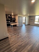 220 E Greenfield Ln in Bismarck, ND - Building Photo - Building Photo