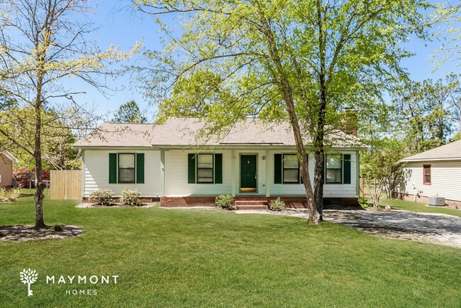 property at 112 Ridgeland St