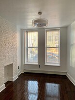 184 Hull St, Unit A in Brooklyn, NY - Building Photo