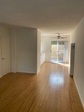1511 Yale St, Unit E in Santa Monica, CA - Foto de edificio - Building Photo
