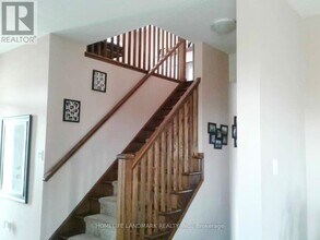 212 Westfield Pl in Waterloo, ON - Building Photo - Building Photo