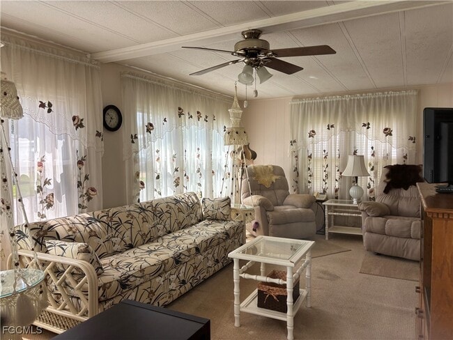 775 Knotty Pine Cir in North Fort Myers, FL - Building Photo - Building Photo
