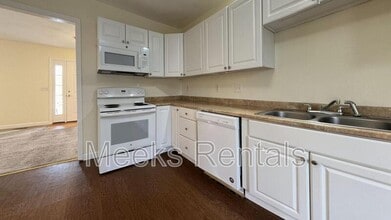 328 Mill Rd in Hurricane, WV - Building Photo - Building Photo