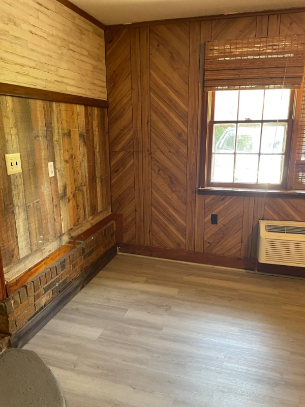 603 Dawn Dr in West Columbia, SC - Building Photo - Building Photo