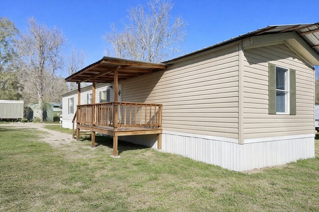 1255 Liberty St in Vidor, TX - Building Photo - Building Photo