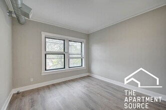 6523 N Newgard Ave in Chicago, IL - Building Photo - Building Photo