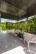 371 Isla Dorada Blvd in Coral Gables, FL - Building Photo - Building Photo