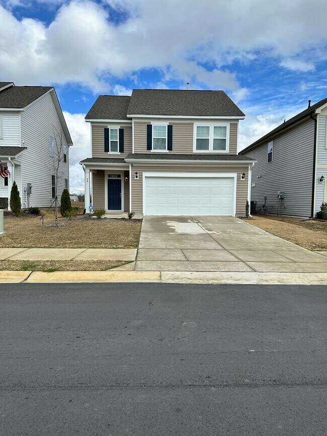 24 Blackthorn Ln in Angier, NC - Building Photo - Building Photo