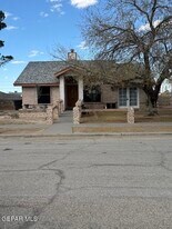 15327 Woodhill Ct in Horizon City, TX - Building Photo