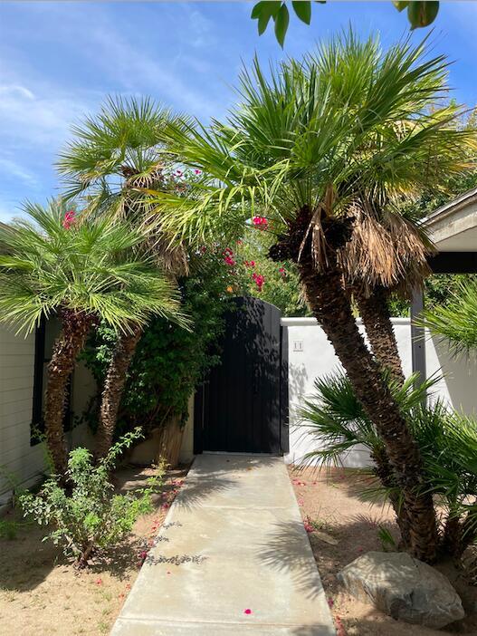 property at 82800 Avenue 58
