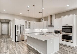 375 Inflection St in Henderson, NV - Building Photo - Building Photo