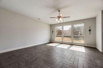 906 Oak St in Wylie, TX - Building Photo - Building Photo