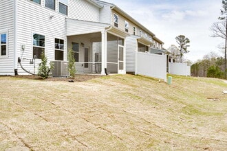 228 Garden Vine Trl in Raleigh, NC - Building Photo - Building Photo