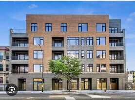 1335 N Western Ave in Chicago, IL - Building Photo