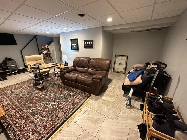 property at 620 Oxford Blvd