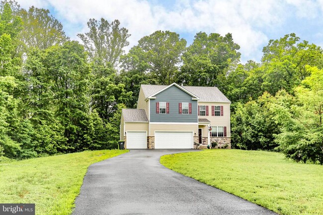 141 Livingwood Ct in Fredericksburg, VA - Building Photo - Building Photo