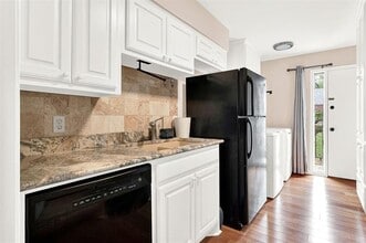 4110 Ridglea Country Club Dr in Fort Worth, TX - Building Photo - Building Photo