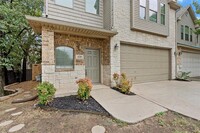 4216 Towne Lake Ct in Irving, TX - Foto de edificio - Building Photo