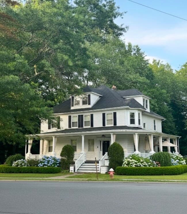 property at 133 Grant Ave