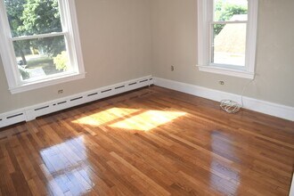 284 Central St in Mansfield, MA - Building Photo - Building Photo