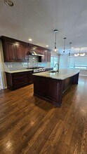 72 Schriever Ln in New City, NY - Building Photo - Building Photo