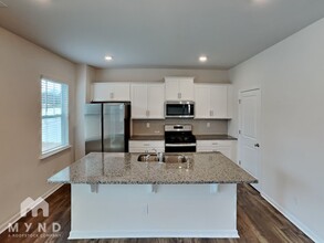 11026 Austin Estates Dr in Charlotte, NC - Building Photo - Building Photo
